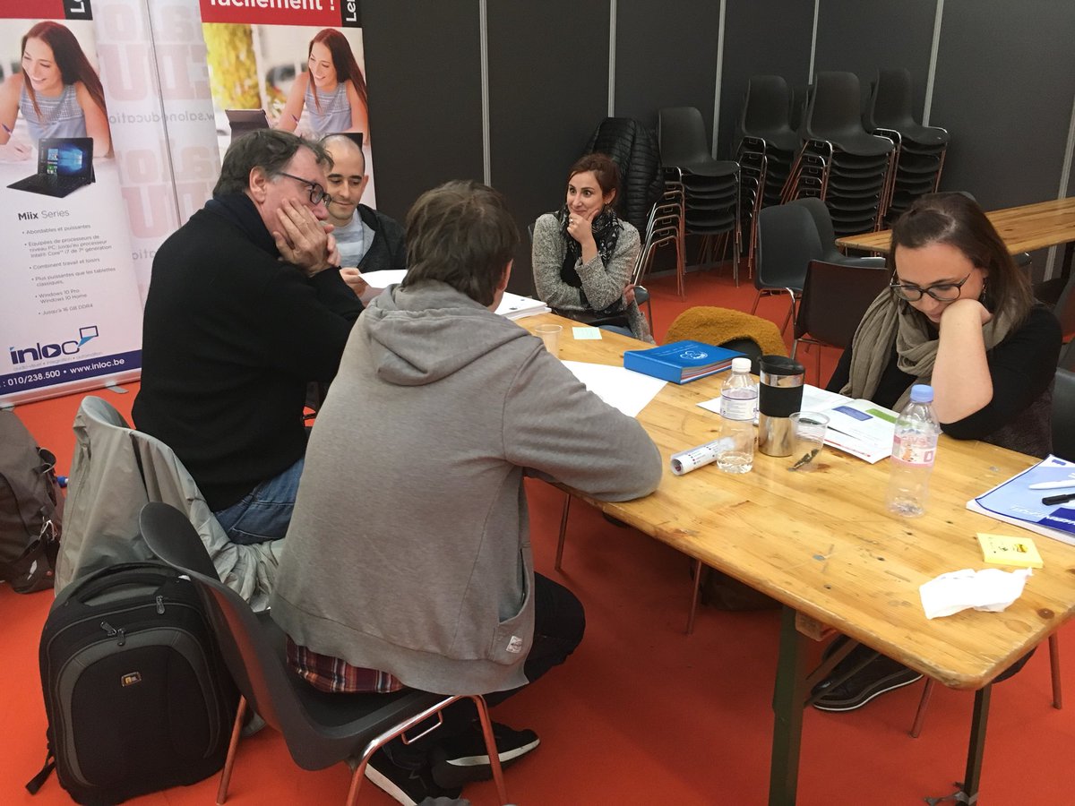 pbalancier's tweet photo. Dernière ligne droite pour le #hackathon polytechnique Espace @ecolenumerique @digitalwallonia #saloneduc #educ17 https://t.co/jy49KXor0D