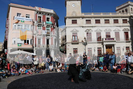 ACNcampTGN's tweet photo. El Festival #COSReus continua potenciant la dansa i reforça els espectacles de carrer https://t.co/5riqPvFWV6 @reus_cat @reus_ccc2017 https://t.co/13h9zS8Jdv