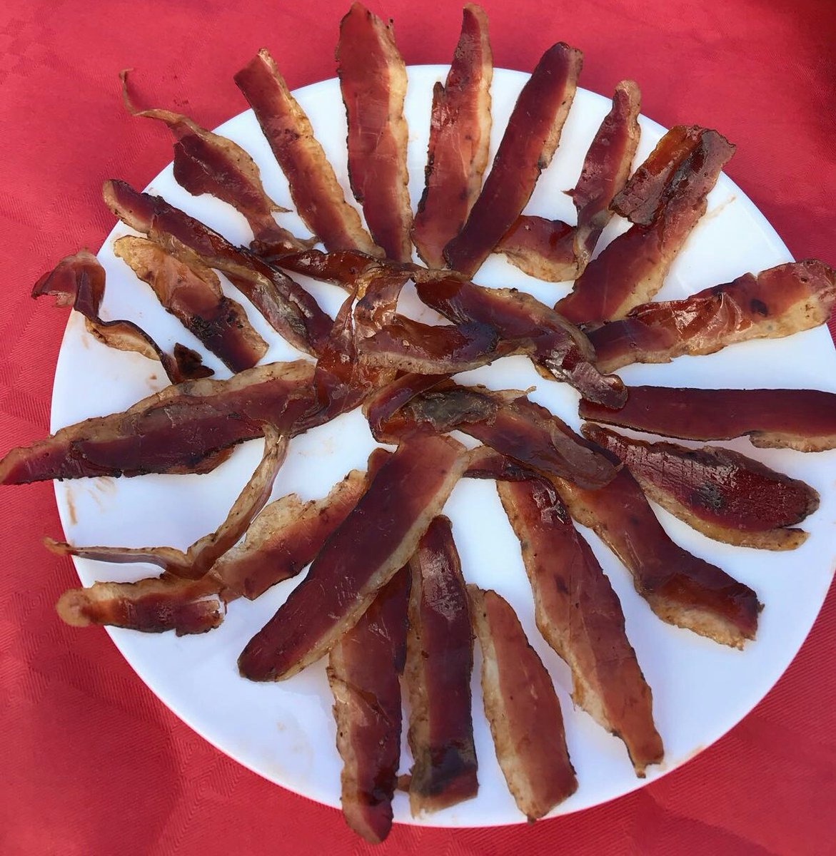 editorialDDL's tweet photo. Probando el #pato de Planeses y los #fermentos de @EspaiSeny https://t.co/SdazmAsPvk