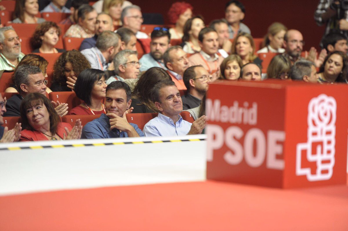 sanchezcastejon's tweet photo. El problema de Catalunya no es España, son sus malos gobernantes que hacen de la división e ilegalidad la forma de hacer política. https://t.co/7EqZZGCECm