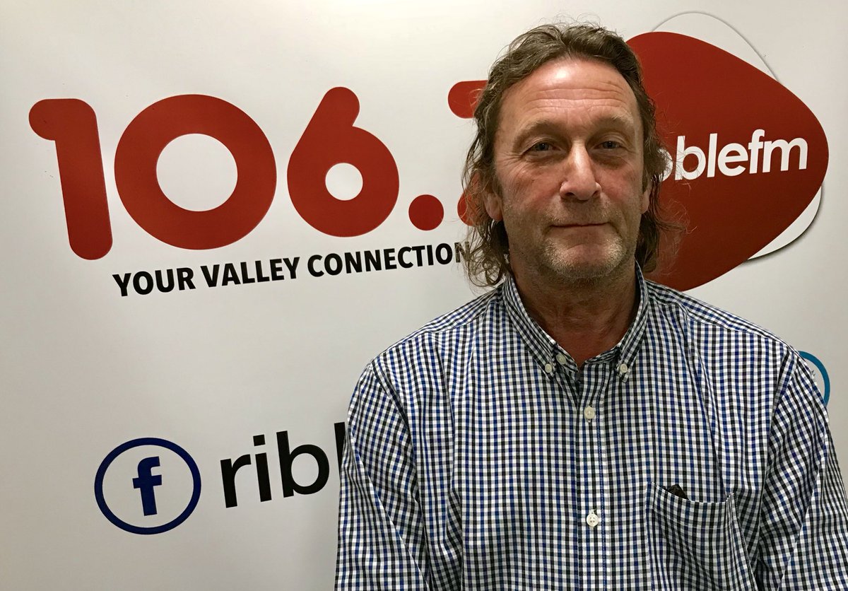 markhstone1's tweet photo. Car evaluation and car values expert #MartinWard on #SundayDriver @ribblefm 🎙📻🔊🗯 Another top guest on the best motoring show on the radio 👍 https://t.co/FJQRUpmeD9