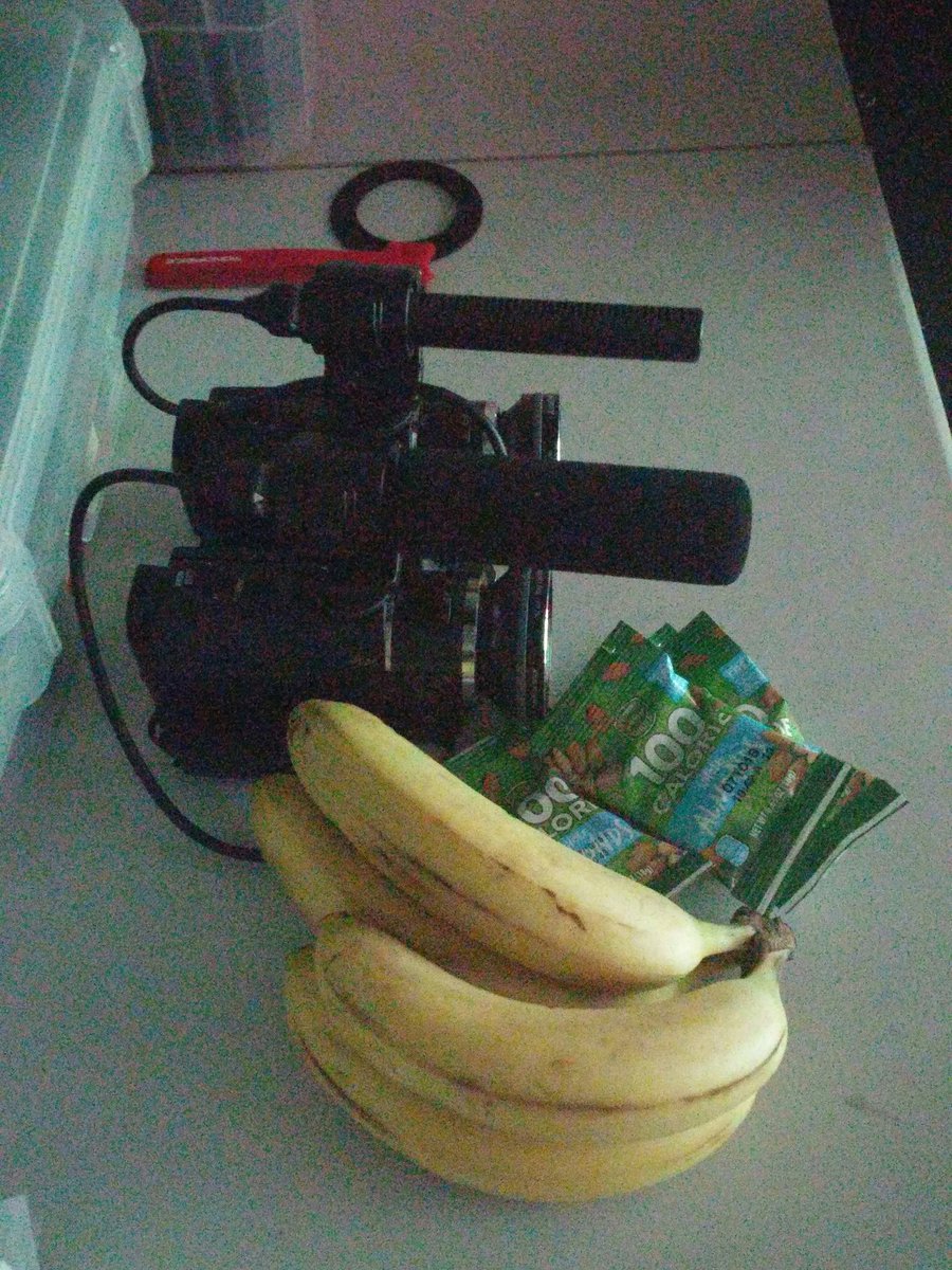 hrdanforth's tweet image. Healthy food is imperative for a successful studio day. #HR #hrmetrics #newcourselaunch