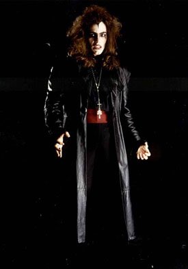Satanika66613's tweet photo. RIP #EricMartinAin #CelticFrost #Hellhammer #BlackMetal #bassist #morbidtales #iwontdance #intothecryptsofrays #circleoftyrants https://t.co/EukeDA4hzy