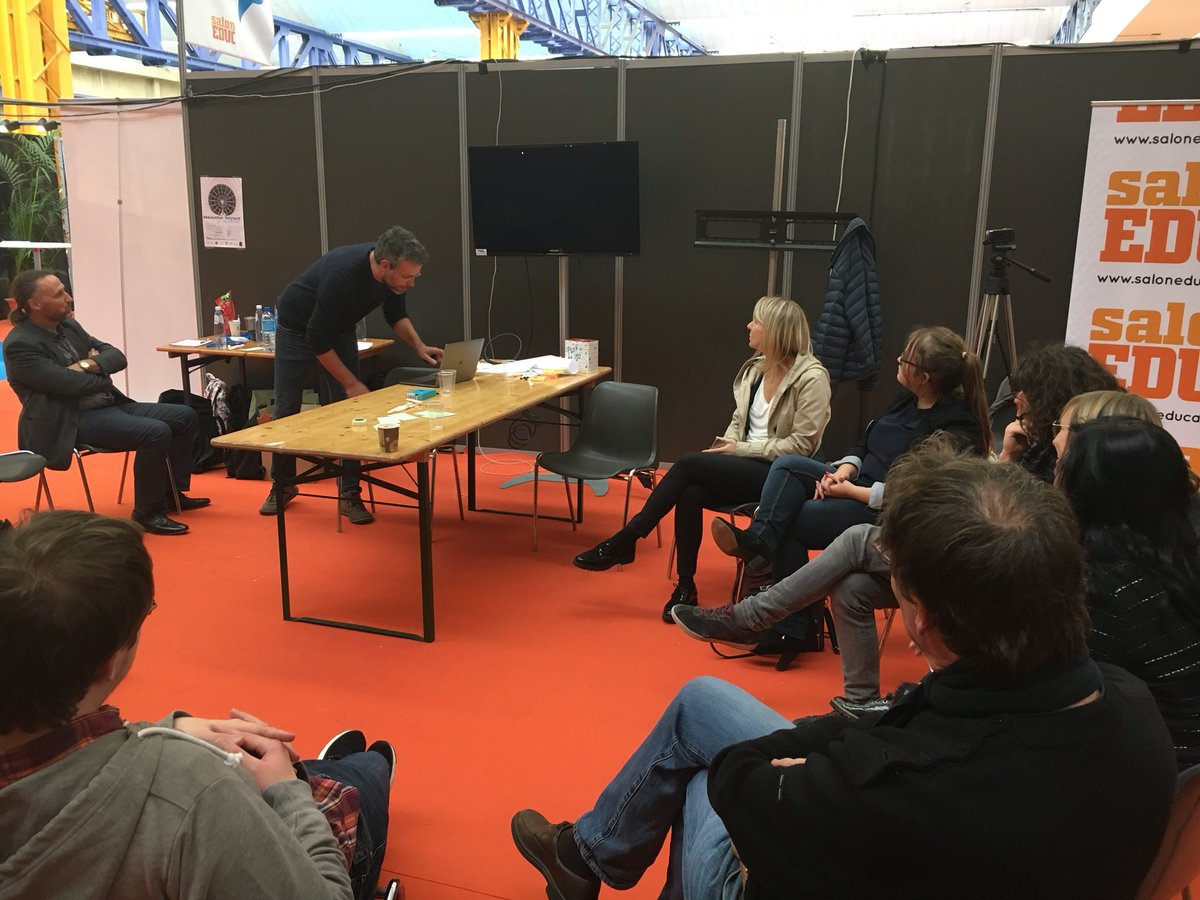 pbalancier's tweet photo. Pitch des activités d’apprentissage polytechniques imaginées (manuelles, techniques, technologiques) #hackathon #saloneduc #educ17 https://t.co/N1i57iZ24T