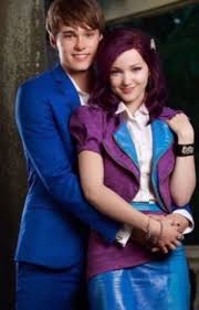 ben15235804's tweet photo. Me and my gorgeous girlfriend mal xxx https://t.co/Sy7TJd3j1j
