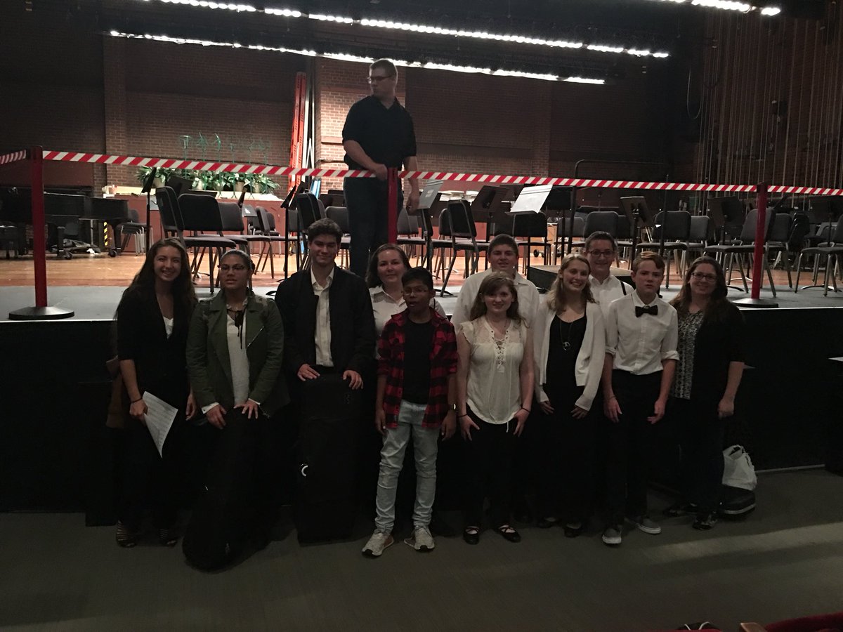 EldredMusicDept's tweet photo. Proud of these kiddos! 8-12 strings did a great job this weekend! Congratulations to all! Thank you Mrs. Robinson for stopping by! https://t.co/IQnhdCBZff