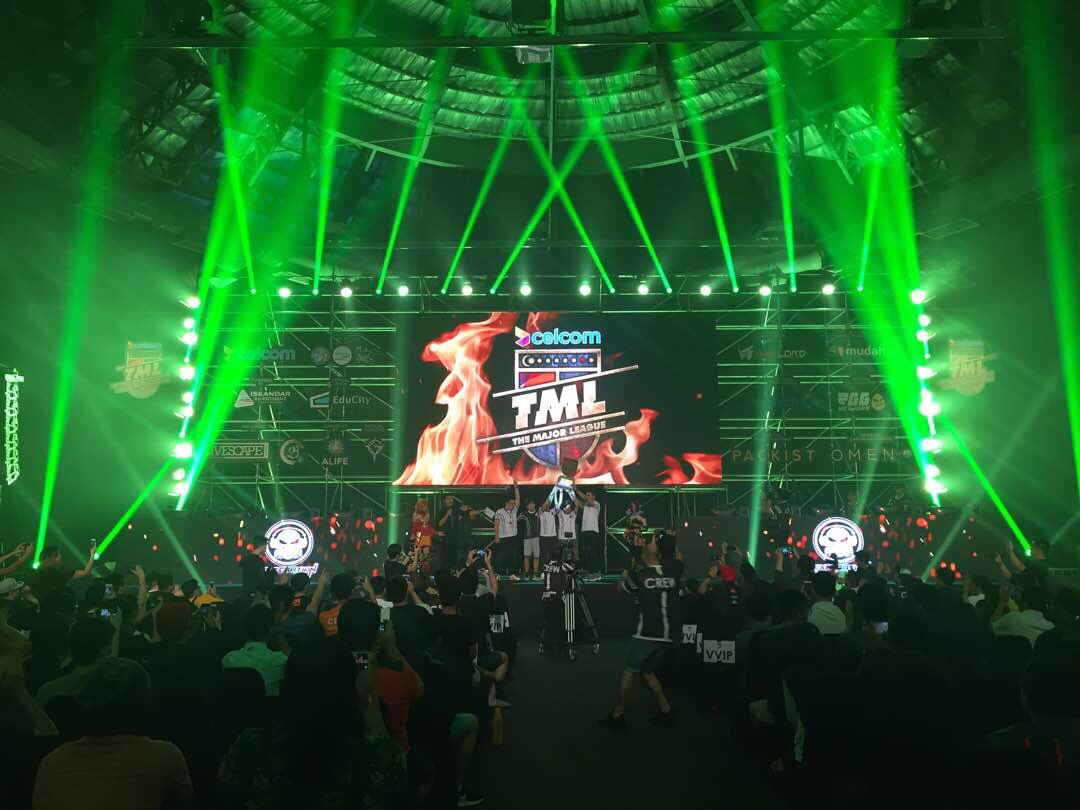 mudah's tweet photo. And the winner goes to... team Execration! 🇵🇭 Congratulations for winning #TML2017 🎉 https://t.co/hvjBwOlIJ9