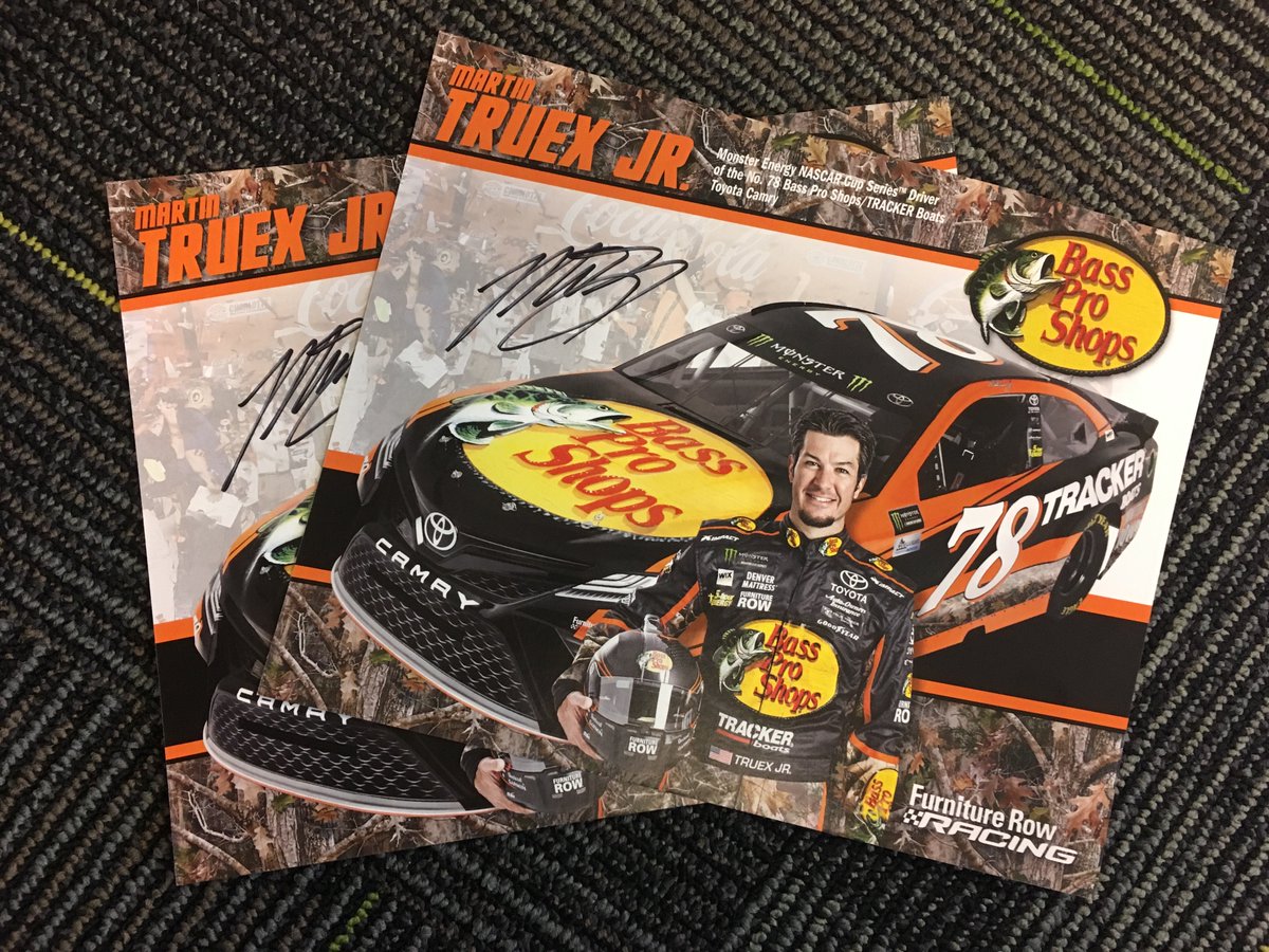 FalciAdaptive's tweet photo. 🚨 HERO CARD GIVEAWAY🚨 
Retweet + Tag a friend for a chance to #win these signed @MartinTruex_Jr @BassProShops hero cards! #TruexJr https://t.co/LEFSQxwGwA