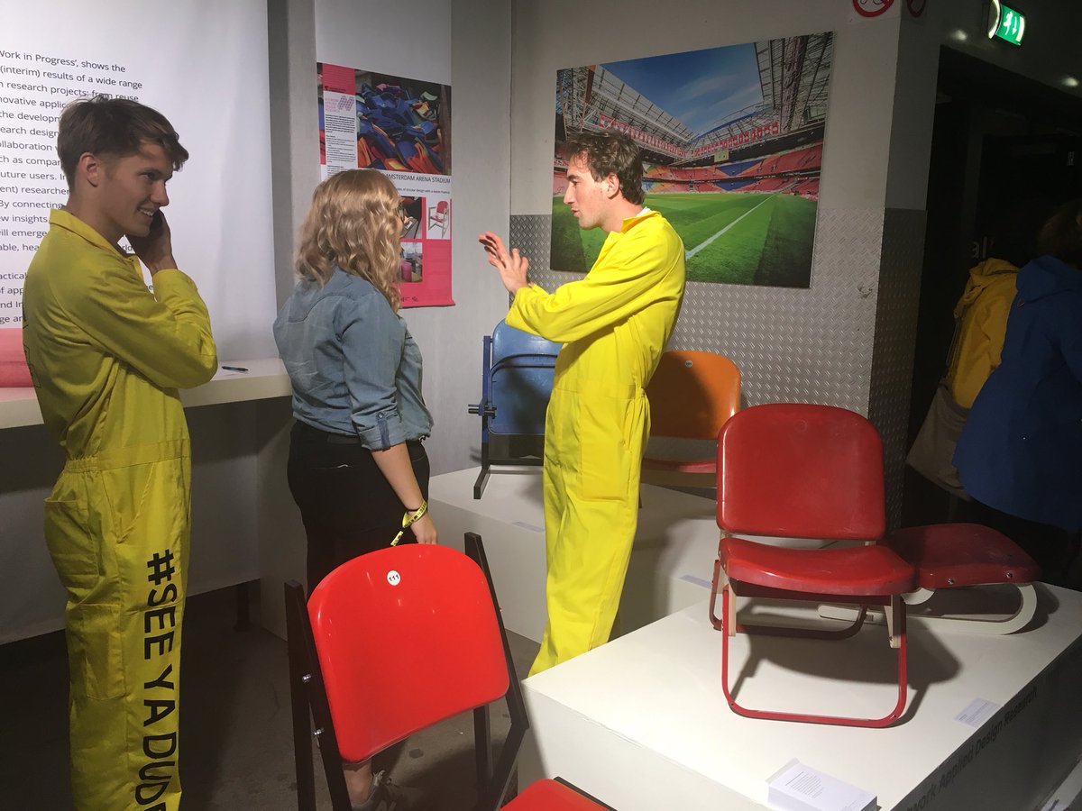 ingeoskam's tweet photo. Veel belangstelling voor tentoonstelling en onderzoek ism @AmsterdamArenA en @AmsterdamMade op #ddw #workinprogress #nadr @hva @HvAUrbanTech https://t.co/Yv1bDGEbiy