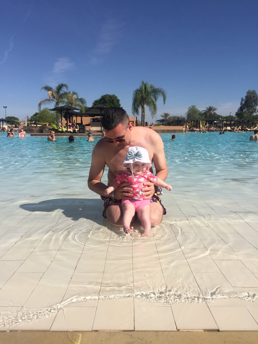 seshy87's tweet photo. Lily is loving her first holiday 🌞👨‍👩‍👧 https://t.co/PwN4nCZWlf