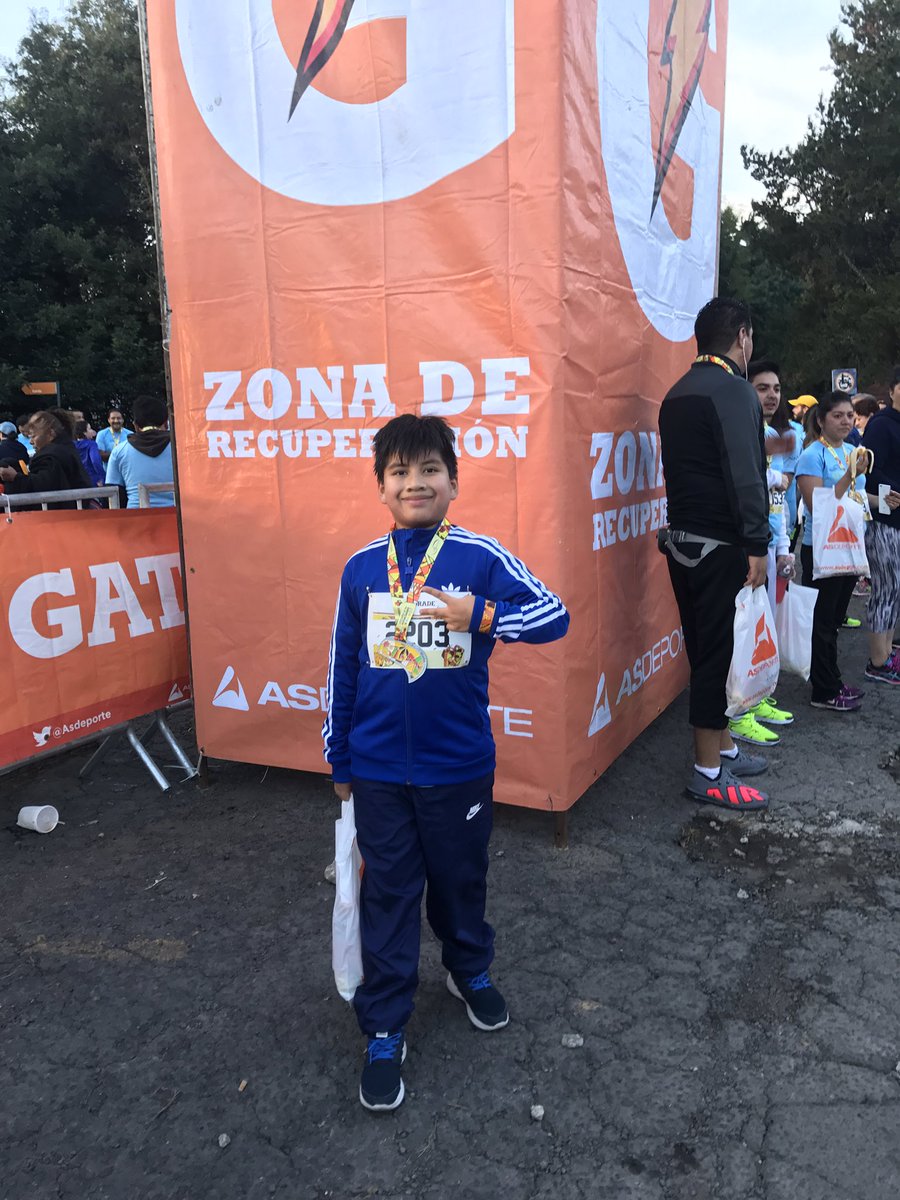 Almiuxval's tweet photo. @EntreRunners @yoelegicorrer1  Y se le está haciendo gusto acompañarme  💪🏼😘😍 https://t.co/OSXLWFEEP0