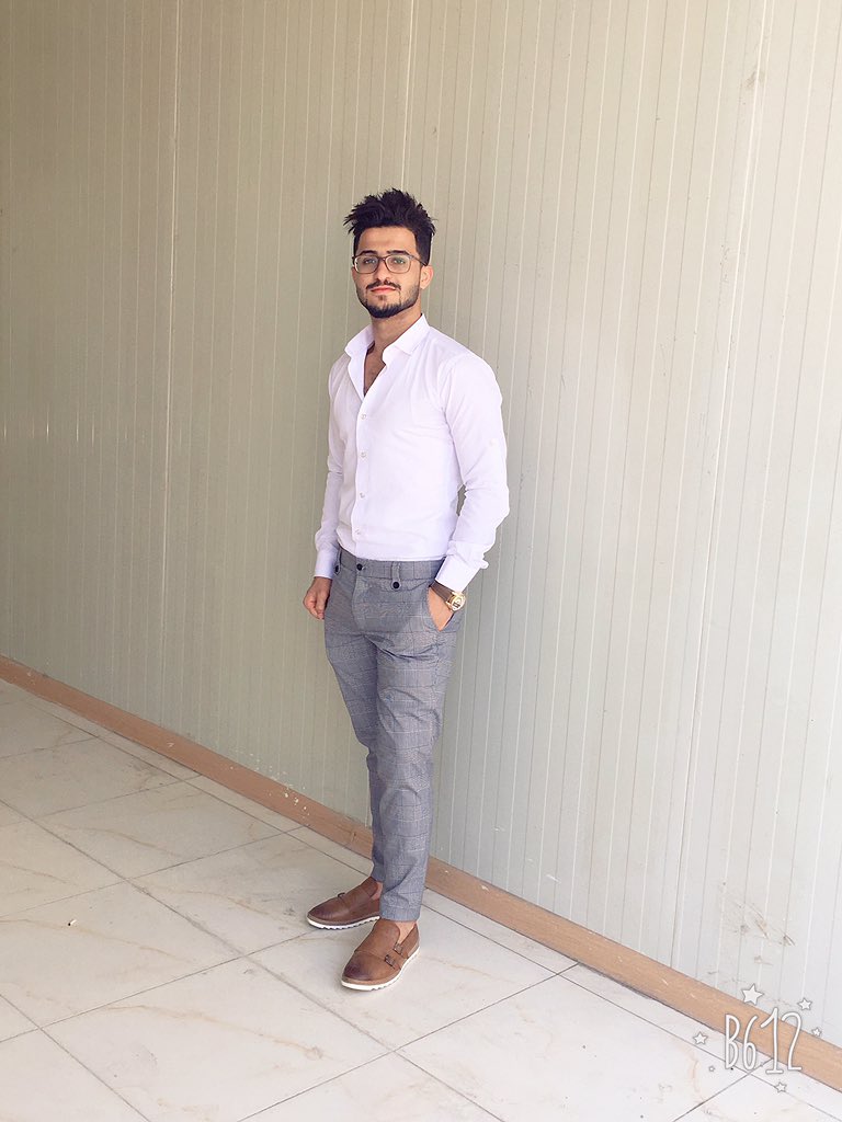 “البعض يراك حزينا، والبعض يراك سعيدا ، والبعض لا يرى فيك شيئا ، ووحدك من تعرف من يراك جيداً