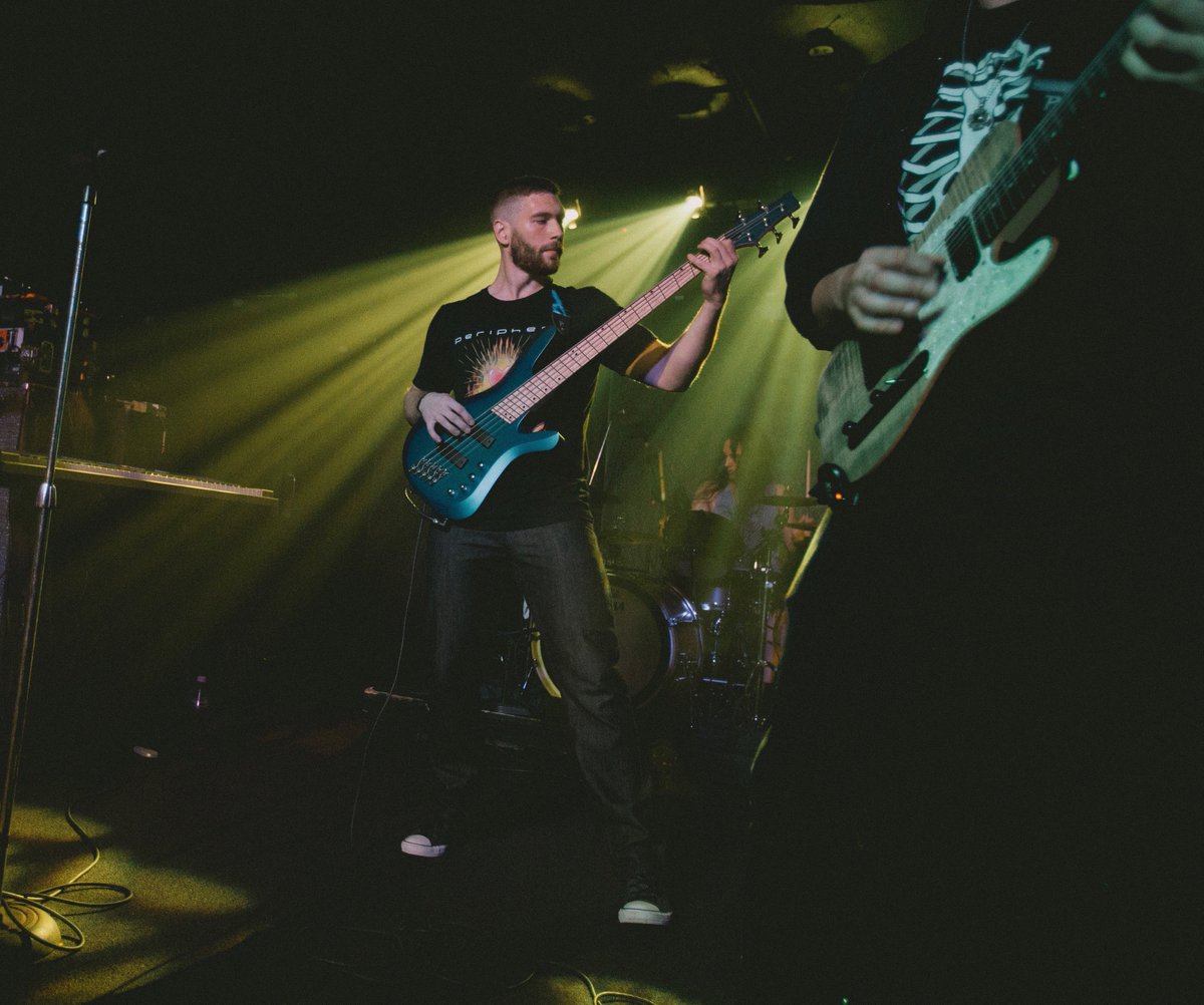 BlindRevision's tweet photo. Dat #kiesel bass tho.
Photo: @ittybittyholly
#bassist #worcester #massachusetts #musician #metal #kiesellife #guitars #performer #punk https://t.co/8JeSu4M2wP