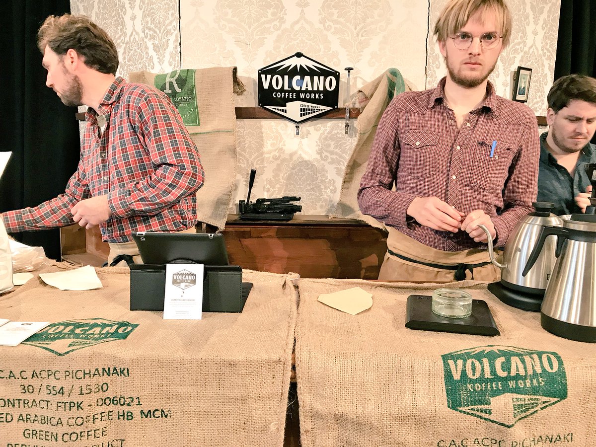 SopranoIsabelle's tweet photo. Coffee time! @WPOpera ‘s ‘The Coffee Opera’ #jamesoldham @shropmusictrust @WightmanTheatre https://t.co/PHDiIxHT8u