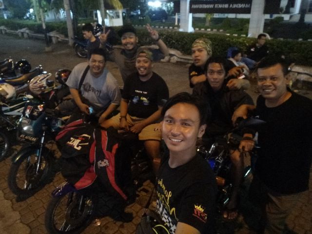 jogjakingclub's tweet photo. #jogjakingclub malam tahun baru 2016-2017 #jkc #wtc #ykcl https://t.co/lSXLVdfwka