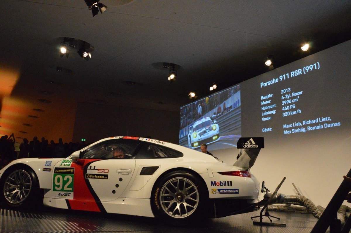 winsusie123's tweet photo. 7th #Porsche SoundNight - last batch - also featuring #RomainDumas,#MarcLieb,#RichardLietz &their #LeMans triumph in #GTclass in 2013 https://t.co/V0Eftt1nBf