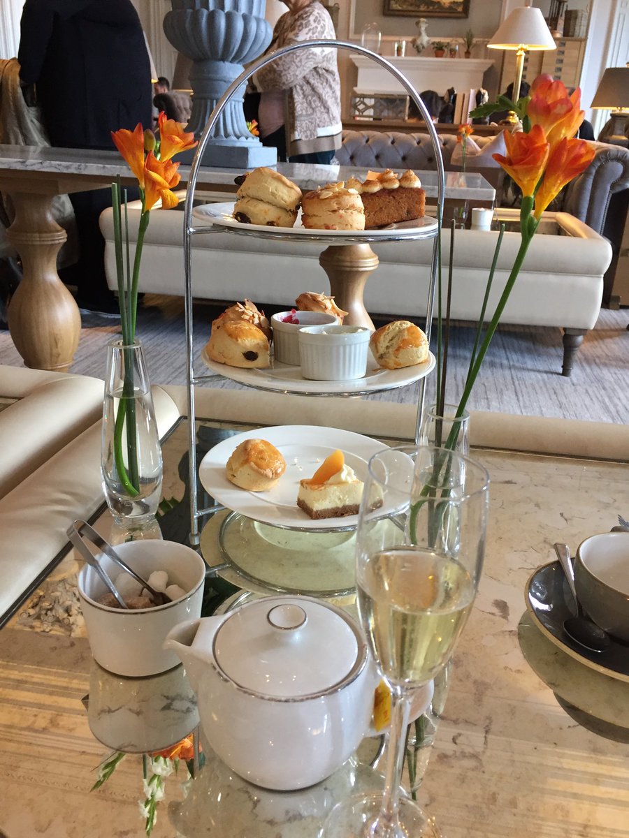chrishall003's tweet photo. Beautiful afternoon tea st the stunning #principalyork https://t.co/dOVJG5B69X