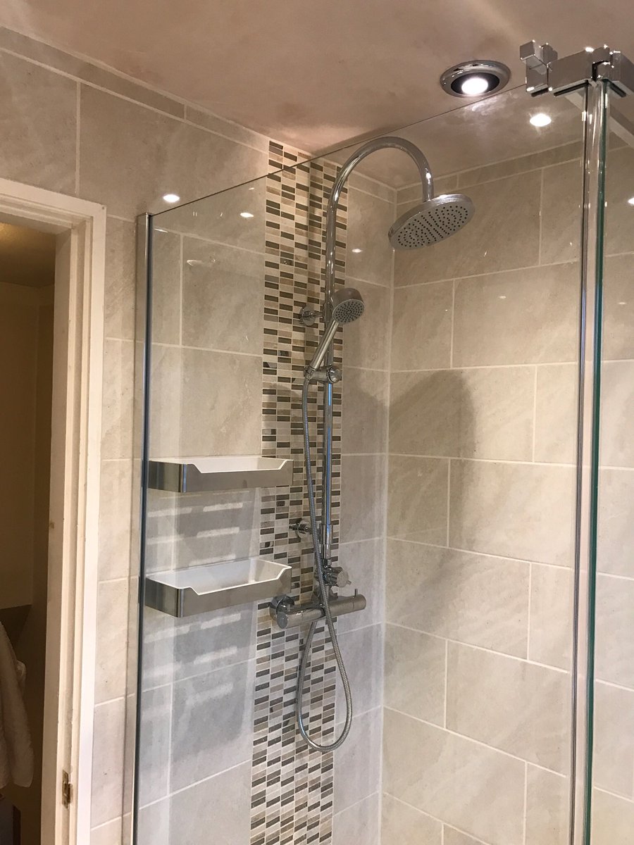 rhinoheating's tweet photo. Completed bathroom in Aldridge last week 🎃👻💀 https://t.co/bqnQQwdhYt