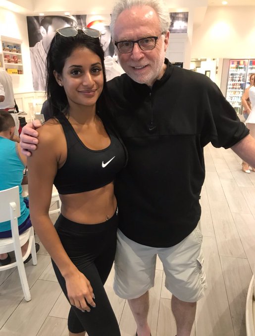 ☕️ @wolfblitzer 😊 https://t.co/6YyjIkY0eF<a class="tags" target="_blank" title="On Twitter" href="/?out=eyJ0eXAiOiJKV1QiLCJhbGciOiJIUzUxMiJ9.eyJpYXQiOjE3MjAzMjY1MTksImlzcyI6InR3cG9ybnN0YXJzLmNvbSIsIm5iZiI6MTcyMDMyNjUxOSwiZXhwIjoxNzUxODYyNTE5LCJyZWRpcmVjdF91cmwiOiJodHRwczovL3R3aXR0ZXIuY29tL3dvbGZibGl0emVyIn0.nlQ5ELnoQFmqQFwLTiB-Ec8YsnZIos84sv_I1lyCcpfTe73rWxmSc1Nt9XHb2pqRgwulgFMIvPDrEKOkgLTlww">@wolfblitzer</a><a href="/tag/humpday"class="tags"><span>#humpday</span></a>