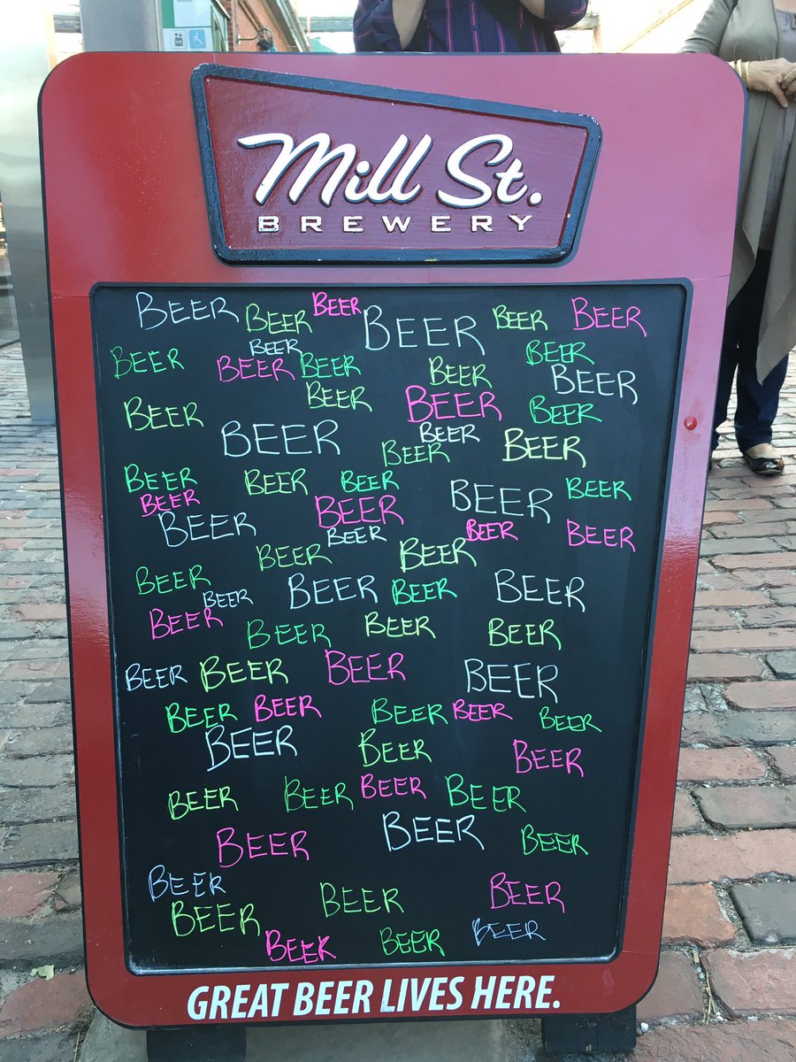 nelsonscrap's tweet photo. Rehydrating after my #STWM2017 half marathon at @millstbeerhall Tasty rootbeer, a not too shabby #100thmeridian aaand some poutine #happy https://t.co/ADyIP5Xgfs