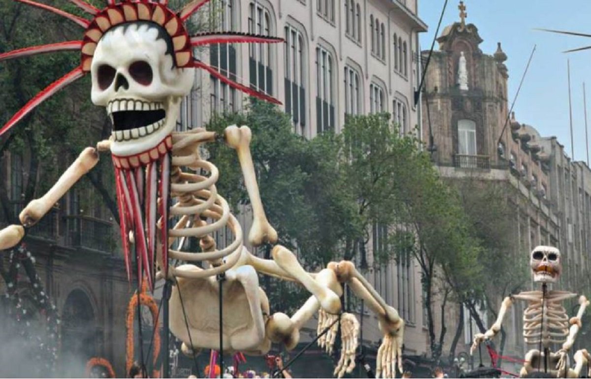 nmasforo's tweet photo. Esta será la ruta del desfile de #DíaDeMuertos  https://t.co/x8nO5mD9xG https://t.co/GUpGMITMGl