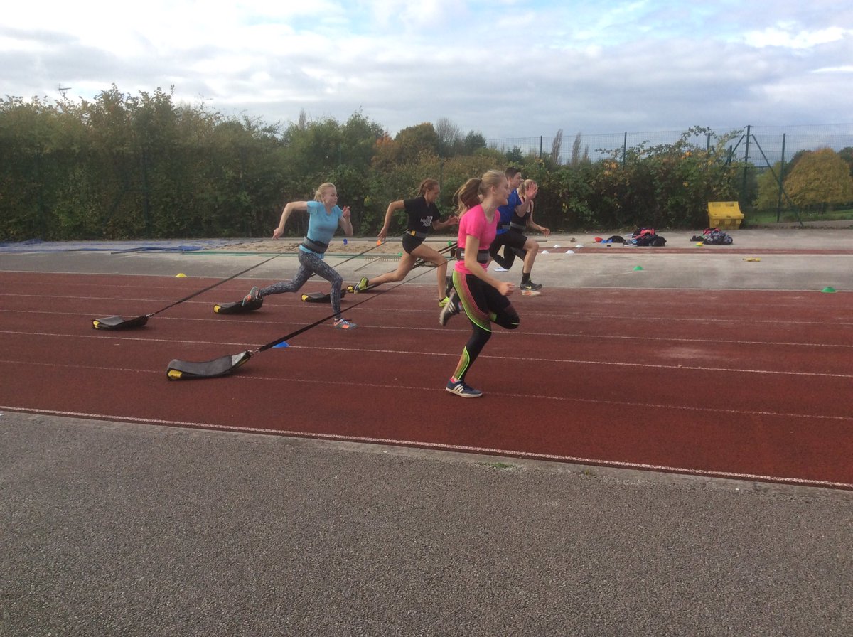 jmccolgan59's tweet photo. Young jumpers at #AVEAC using @speedsac resistance to develop their acceleration https://t.co/ATesX96g4h