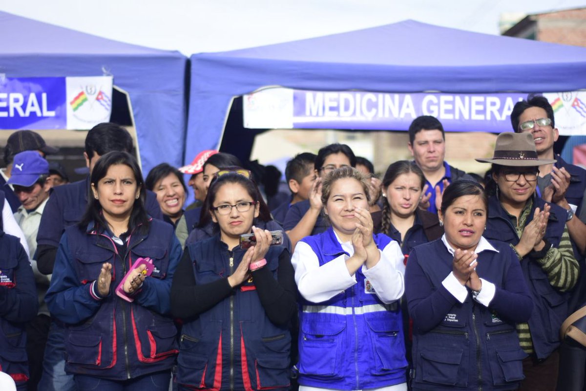 SaludDeportesBo's tweet photo. #Clausura de la 8va Feria Integral de Salud en #Ironcollo #Quillacollo, Dir. del Hospital San José agradece por la atención brindada https://t.co/oEfcZAOr3o