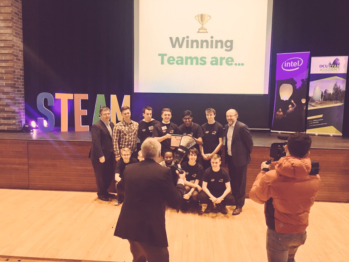RyanAcademy's tweet photo. Winning Team @ #STEAMhack powered by @Intel_IRL https://t.co/22C3cm289U