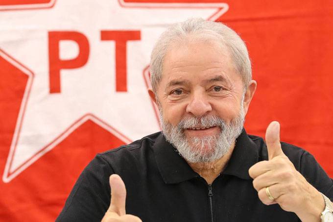 jornaltocantins's tweet photo. Lula: "Não há ninguém que saiba governar o povo mais necessitado como eu faço”. https://t.co/SSRLrS1wZF #Eleições2018 #PresidenteTemer https://t.co/O8yf7j2EEr
