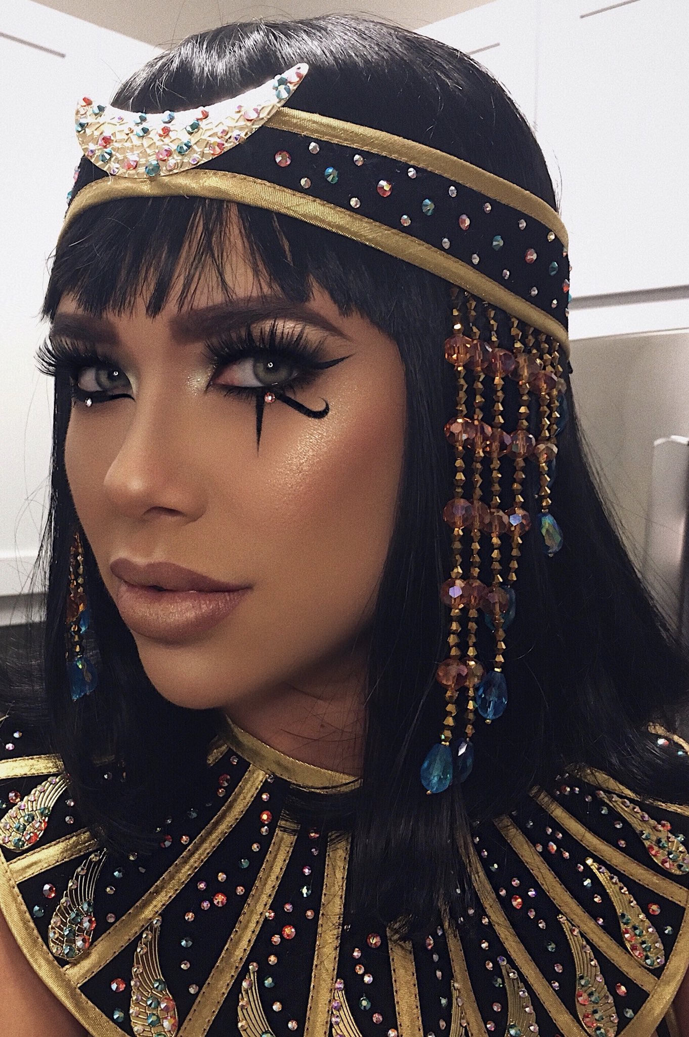 Egyptian Goddess Makeup Looks - eg4q059