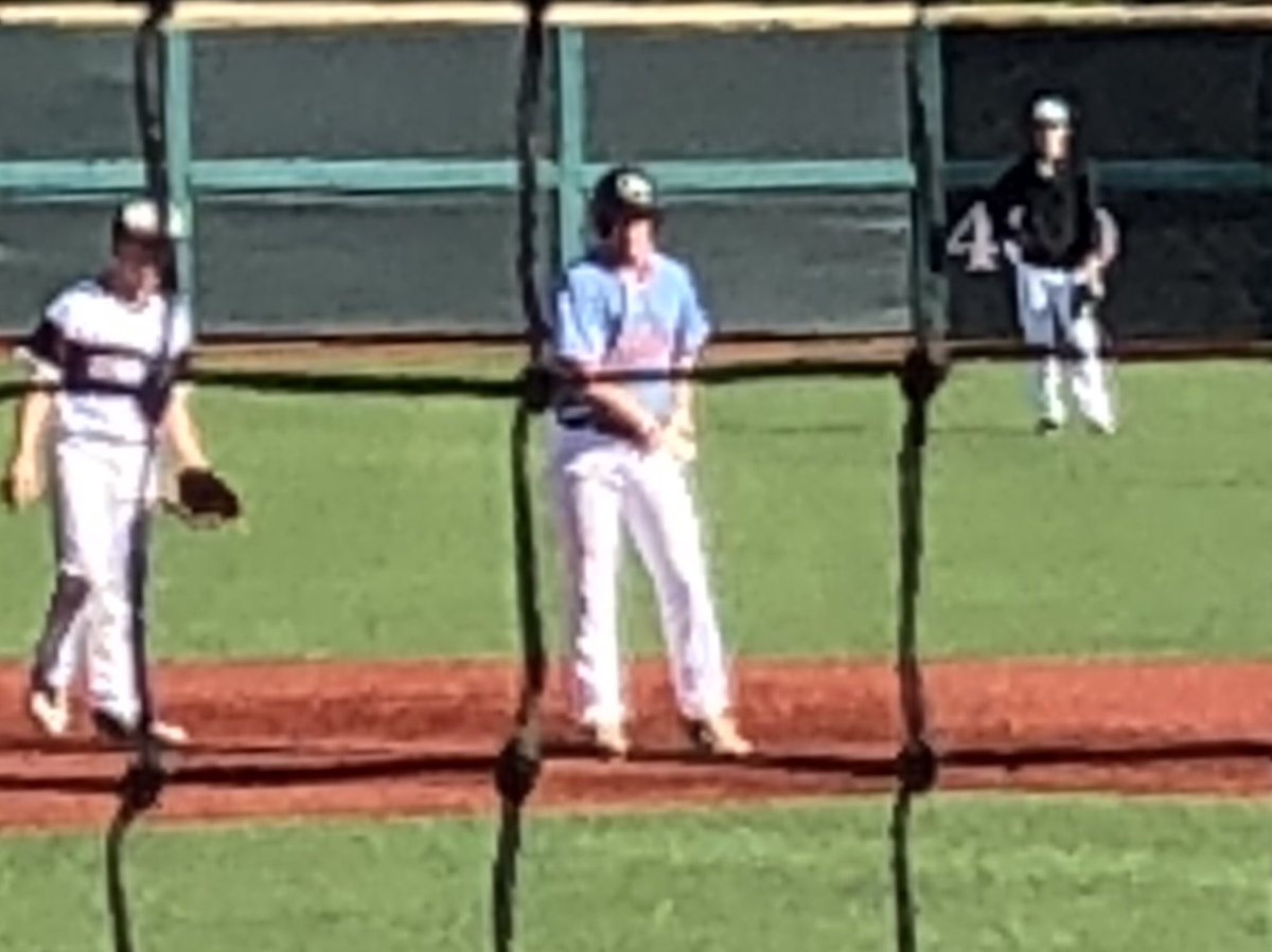 BlueprintBBall_'s tweet photo. @Sebastian_2_3 showing big bat and solid defense at MIF. @IndianaBase Showcase. #WorkingTowardNextLevel BlueprintNation @OaklandPatriots https://t.co/HiPw2u0t0v