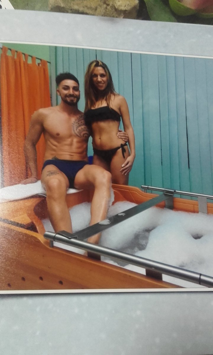 LauraOverclass's tweet image. Trattamenti beauty farm