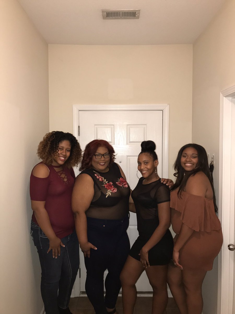 TheKaylaTrinae's tweet photo. Homecoming was fun, now back to being in my bag ๐คท๐ฝโโ๏ธ๐ #youwontseeuntilgraduation #toobusymakingmoves https://t.co/c2Z3PJQHBo