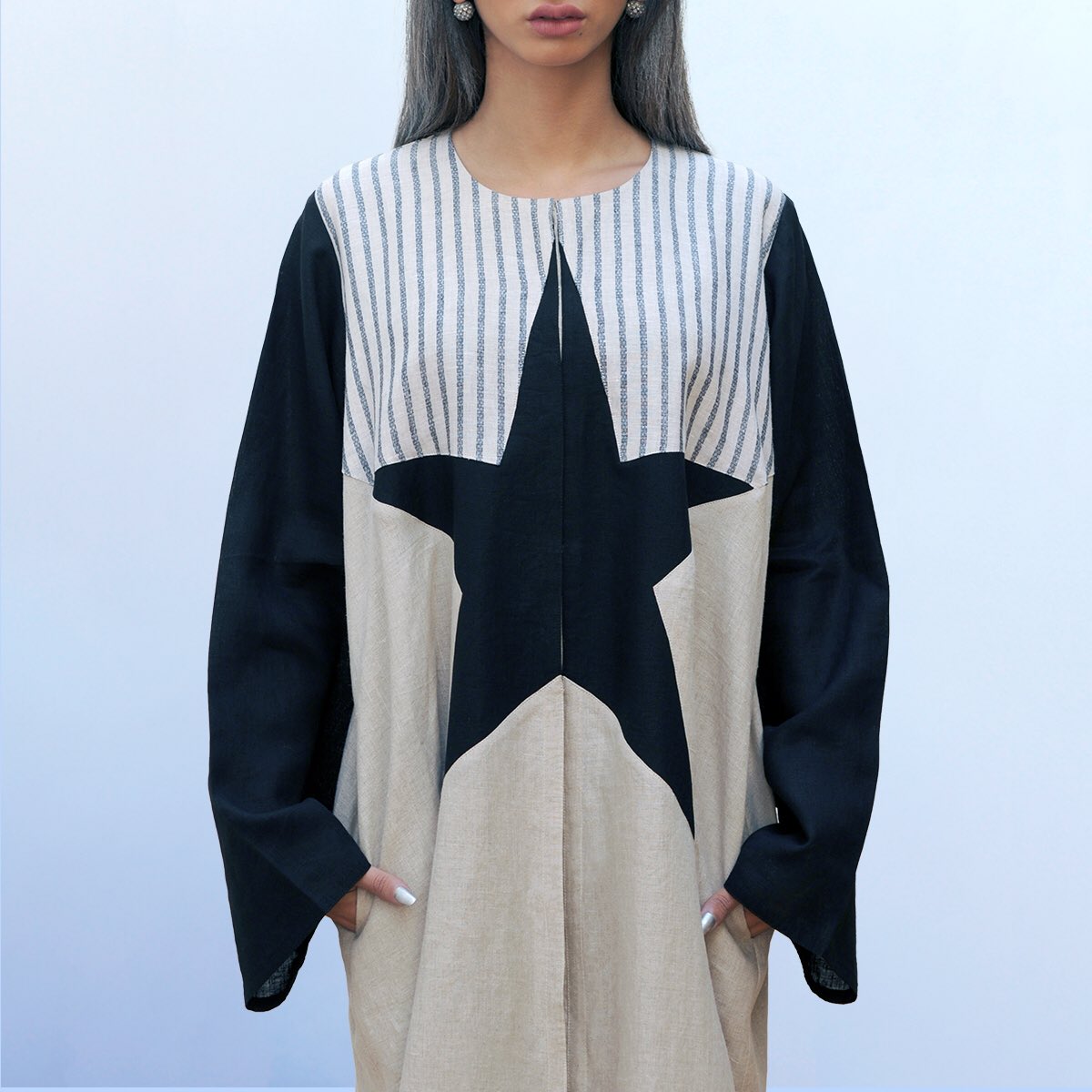 ShehanaDesigns's tweet photo. "Clothing is a form of self-expression; there are hints about who you are in what you wear." #MarcJacobs
https://t.co/8sr8FTuu5o https://t.co/ab72BxQVxa