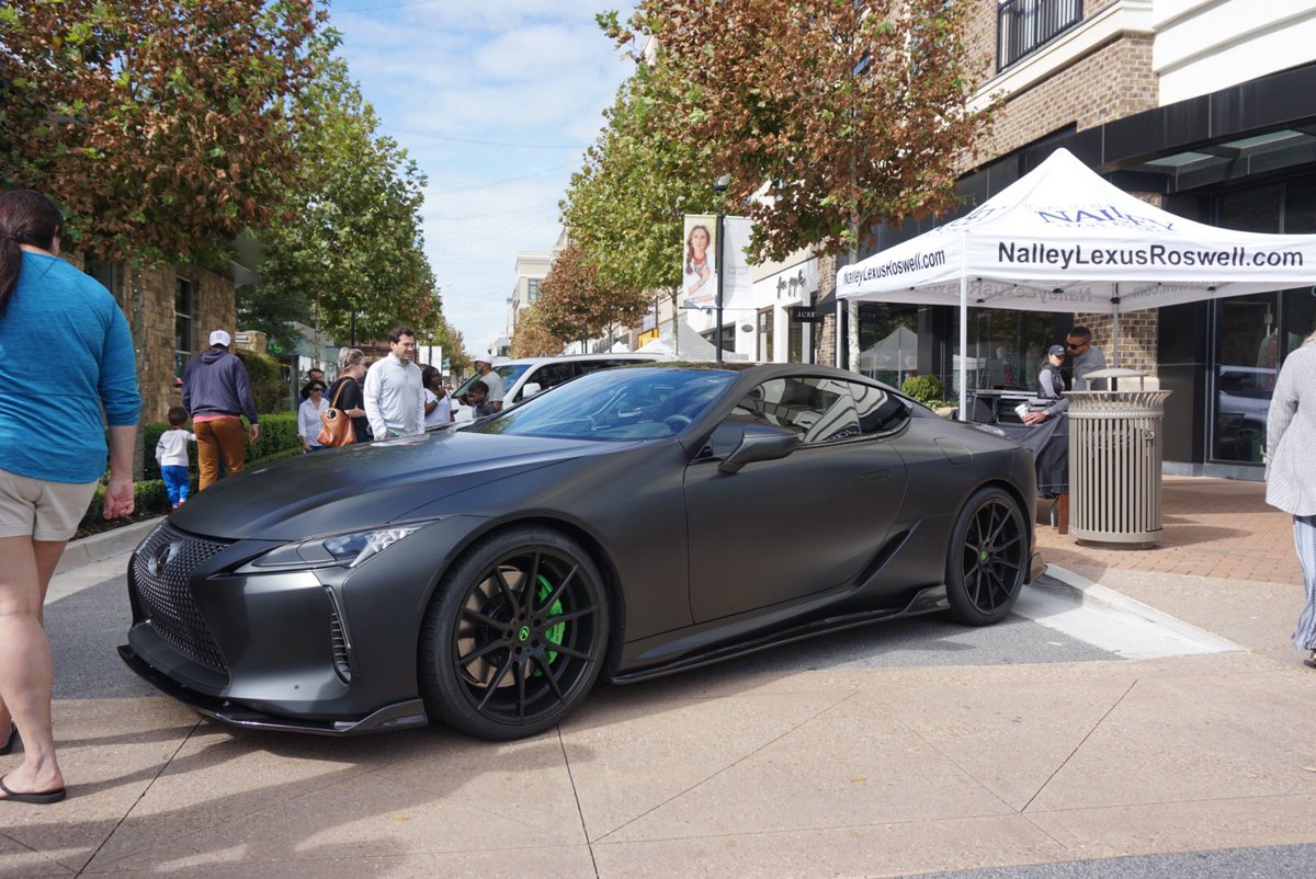 HotelAtAvalon's tweet image. What a way to spend a #SundayFunday with @FestivalsSpeed! There's always something exciting going on along the Boulevard. 🙌🏼