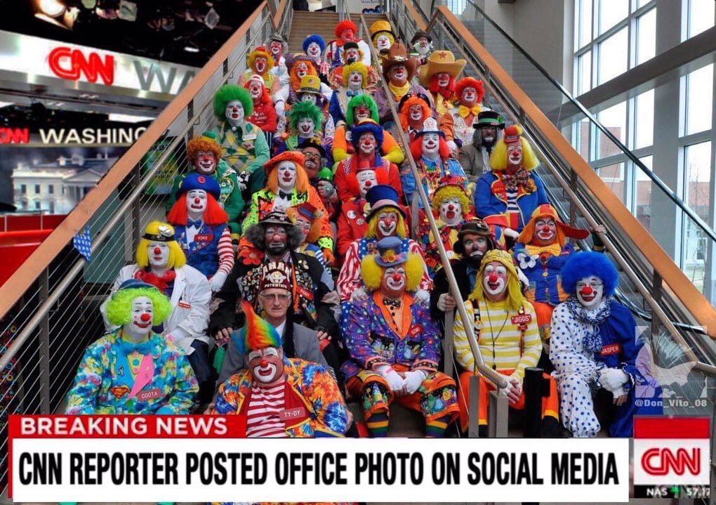 masonbo's tweet photo. @realDonaldTrump #cnnpr #cnnisfakenews #acosta https://t.co/3yCQ7ihWn6