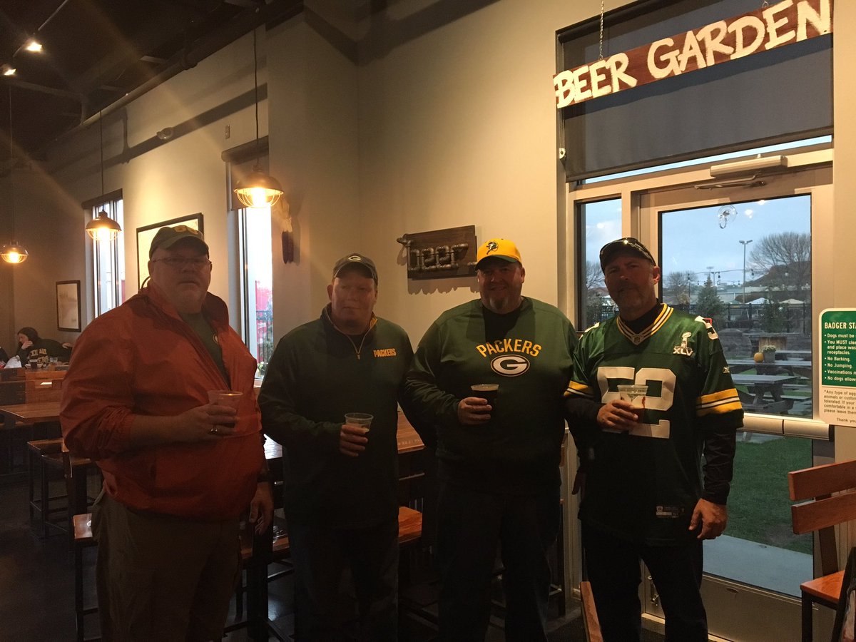 d_a_jonas's tweet photo. #packergameday https://t.co/bt8O8tQ0cx