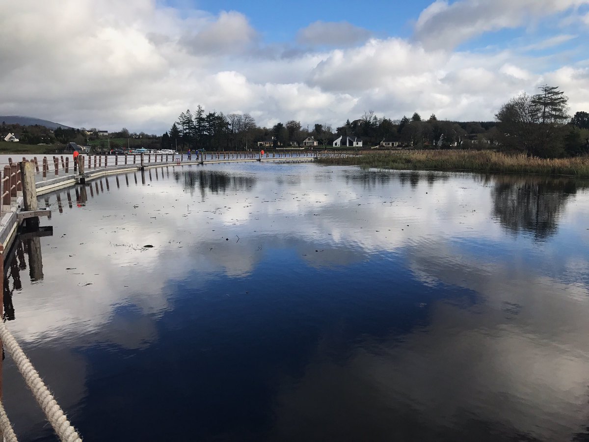 rebeccahfarrell's tweet photo. Lovely stroll on the #floatingboardwalk &amp; canal walk at Acres Lake #Drumshanbo this afternoon #lovelyleitrim https://t.co/w75CVojeAZ