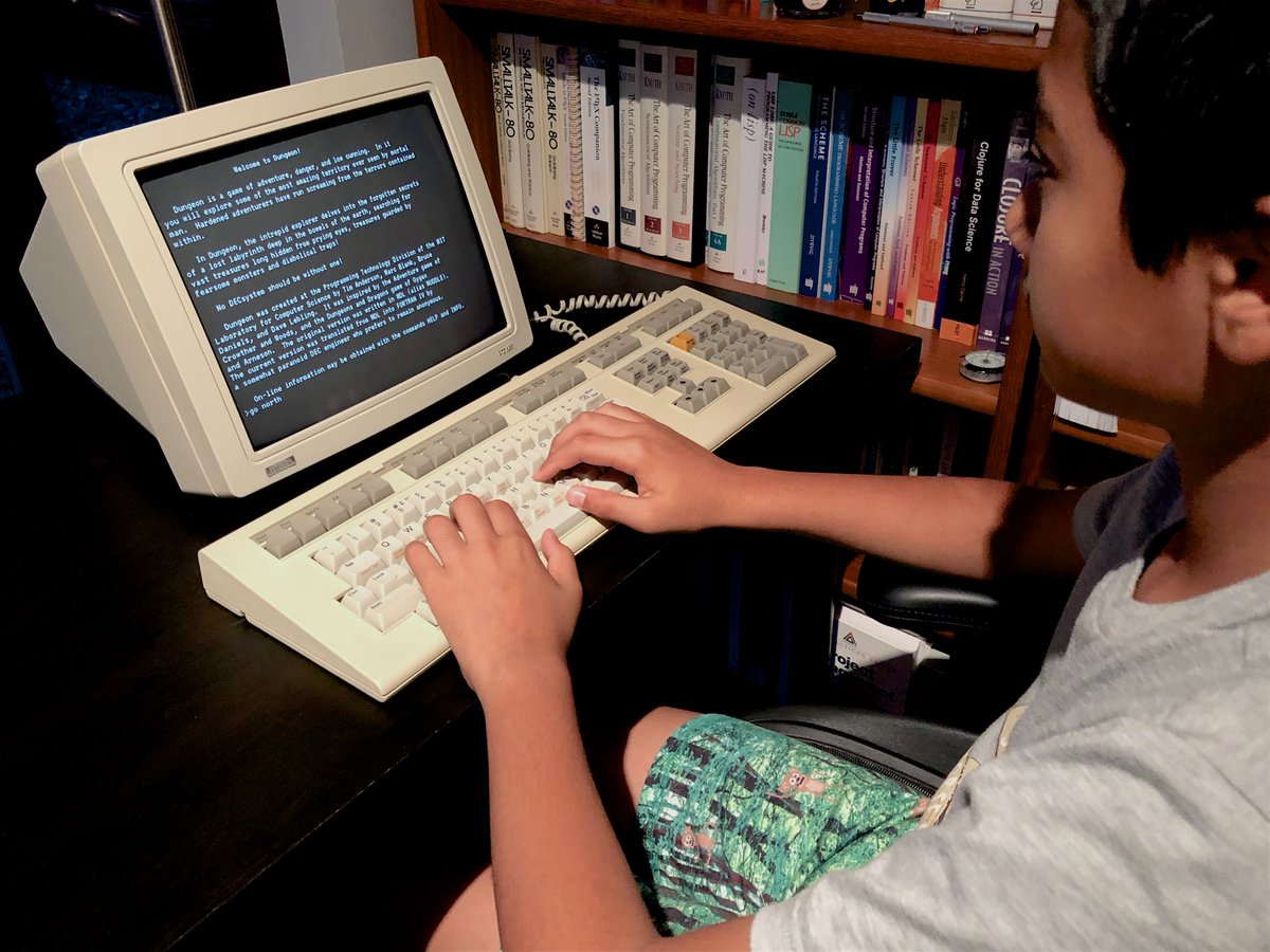 AmenZwa's tweet photo. Ronan exploring Zork via VT320 on SimH VAX-11/780 running 4.3BSD.
#Zork—1977
#VAX—1978
#43BSD—1986
#VT320—1987
#SimH—1993
User—post Y2K https://t.co/kMP2aYX6NN