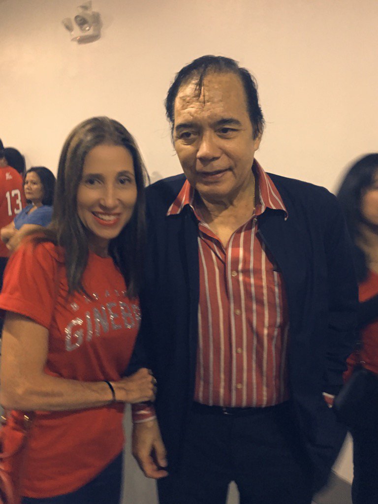 CristinaVCone's tweet photo. So great seeing the “BIG J” at the game tonight! #honored #nsd #Ginebra https://t.co/4MaVe6nSjo