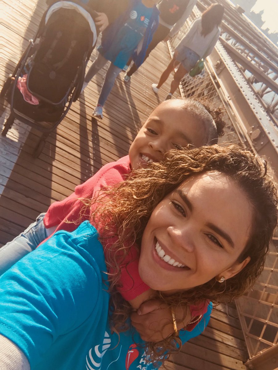 Ale_StewartNYNJ's tweet photo. Heart walking this morning #oneNYNJ #LifeaAtATT #SheIsWhy https://t.co/dSv4y03FMZ