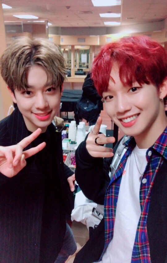 bnmboysofficial's tweet photo. [#MXM/#임영민] 
처음이 어렵고 이 다음은 쉬우니까 우리 계속해서 쉽게 예쁘게 손잡고 걸어가요!!! 오늘도 덕분에 행복한 하루였던 거 아시죠?! https://t.co/TLKLYaR0MQ