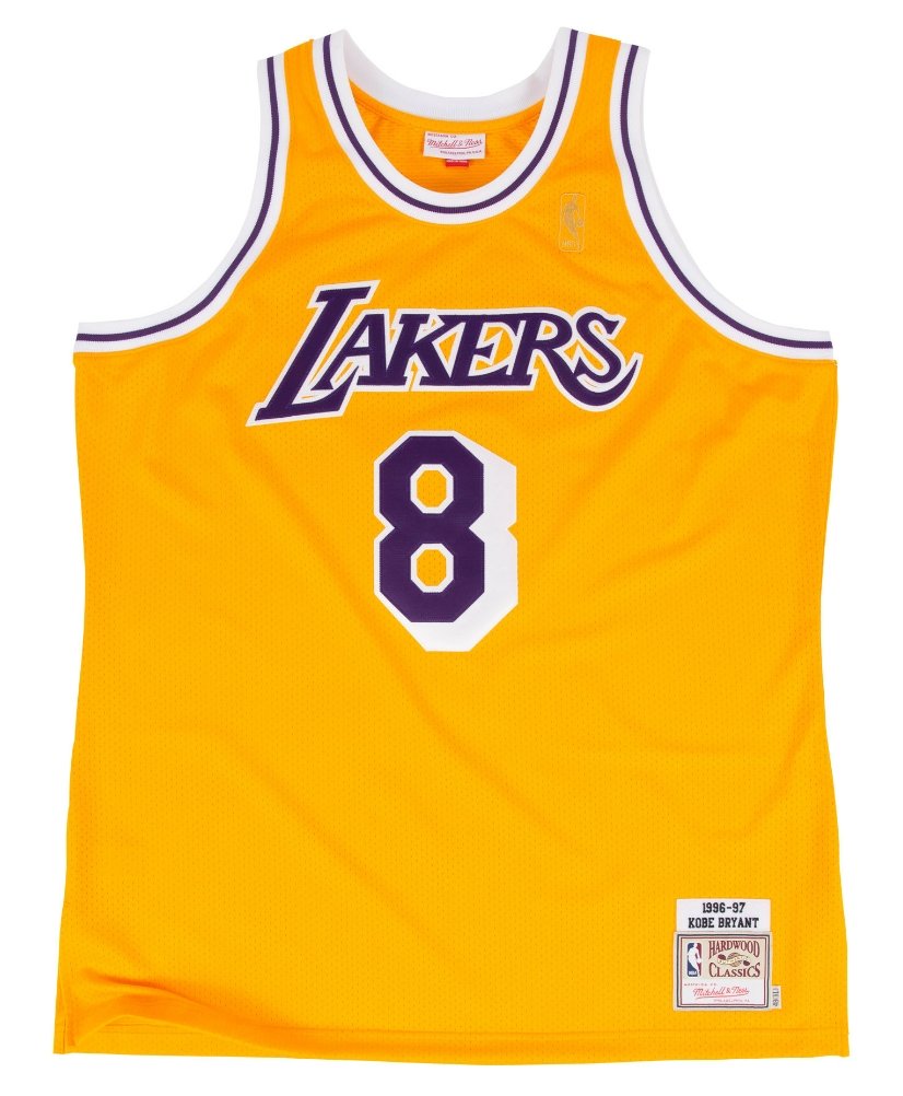 CoachPJLowman's tweet photo. 8 days until basketball season begins!
This 8 is brought to you by Lakers great Kobe Bryant. #also24 #hallofamer #legend #knowthegame https://t.co/yQRv1T3hCS