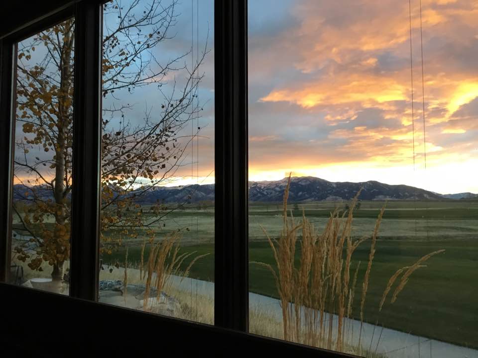 Coffee in bed at Black Bull (Photo courtesy of Dawn Collins) #blackbull #golf #blackbullgolf #coffee #coffeeinbed #CoffeeMorning #Sunrise