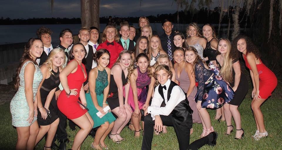 erinschofill's tweet photo. hoco even tho i didn't go🤷🏽‍♀️ #RRHoCo https://t.co/qBvB18Tg73
