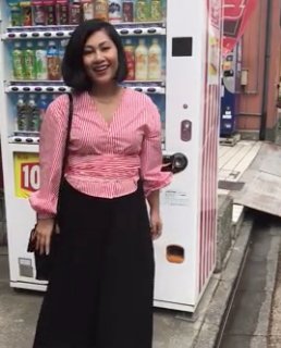 app_glance's tweet photo. If you followed runway looks in the past weeks, you know that the bubble hem is back! Shop @MimiandChichi's take: https://t.co/GtKg0IOXHg https://t.co/iiP76eOoFB