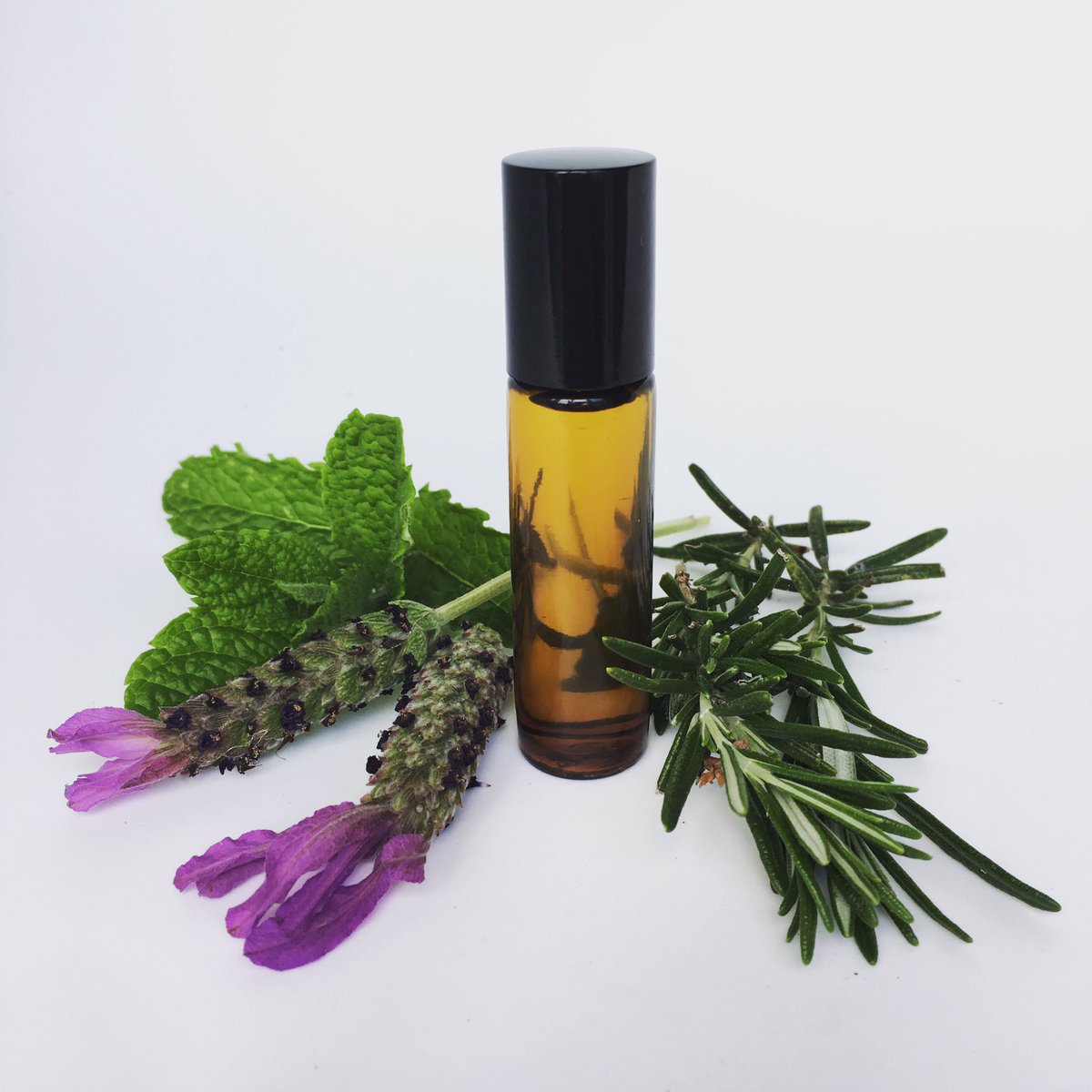 Emma Cook tweet media