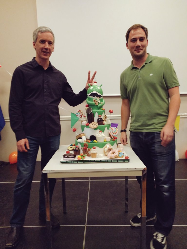 ParisAndroidUG's tweet photo. Merci @chethaase & @romainguy π€ (and cake π) #10AnsDroid #9AnsDrophone #AndroidBirthday https://t.co/hwp6yaLyXV