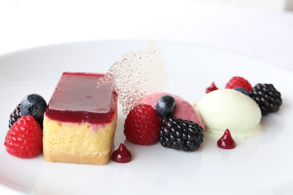 EatBrighton's tweet photo. Culinary #toptips, Restaurants Brighton #videochannel #insidethekitchen https://t.co/7sVjh55Q7x #eatbrighton https://t.co/SsnEc8pOuN