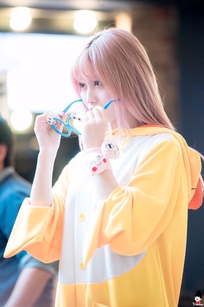 쇼타 しょうた モモと同じ着ぐるみほしいんだけど Amazonのやつなんか微妙に違くて 販売元わかる方いますか 持っている方でどこで売っていたか教えてもらえると嬉しいです Twice着ぐるみ T Co 0zjmezigqk Twitter